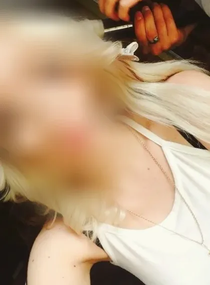 Manon, 37