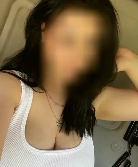 Shania, 29